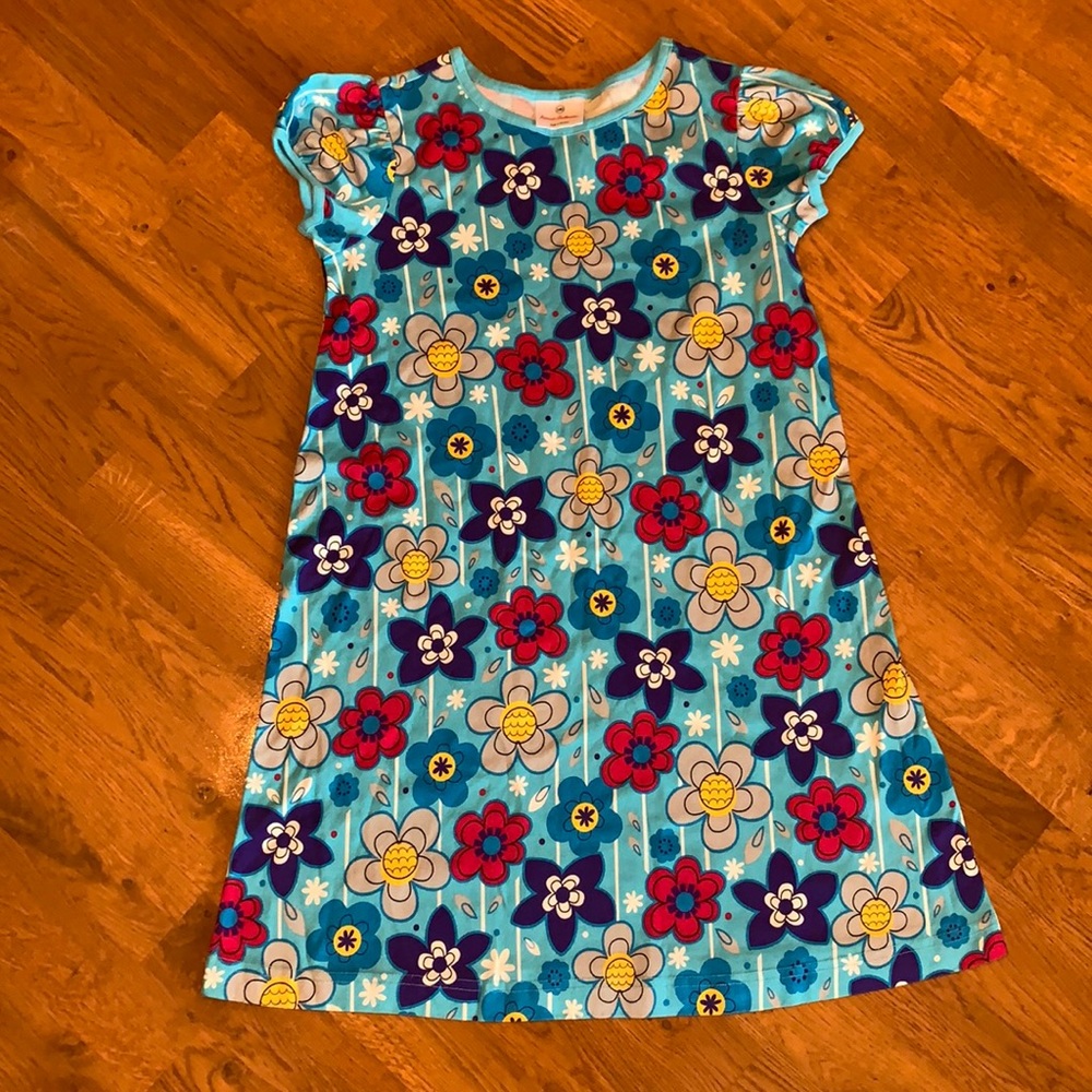 NWOT Hanna Andersson size 8 (130) dress